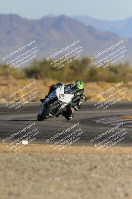 media/Dec-09-2023-SoCal Trackdays (Sat) [[76a8ac2686]]/Turn 15 Set 1 (230pm)/